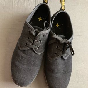 Dr. Martens Soho Canvas